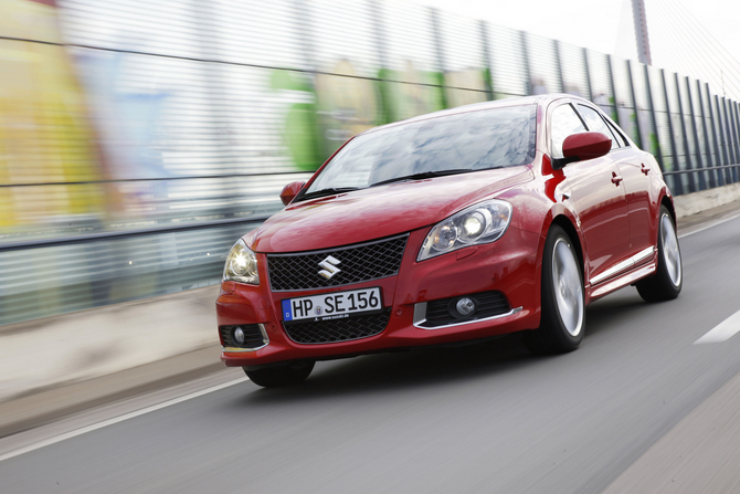 Suzuki Kizashi Gen.1 Suzuki Kizashi Gen.1