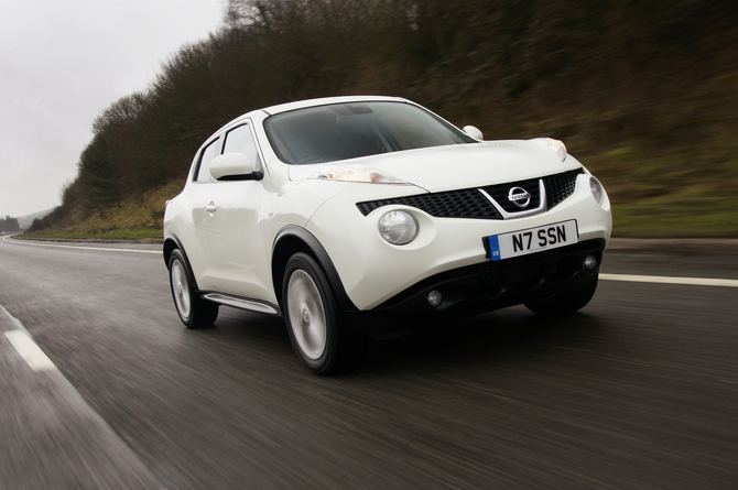 Nissan Juke 1.6 4x2 Tekna Premium CVT Nissan Juke 1.6 4x2 Tekna Premium CVT