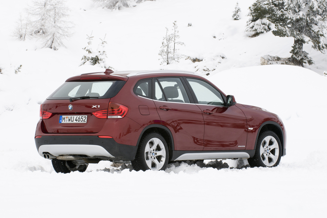 BMW X1 xDrive28i Automatic BMW X1 xDrive28i Automatic