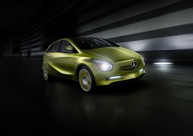Mercedes-Benz BlueZERO E-CELL Mercedes-Benz BlueZERO E-CELL