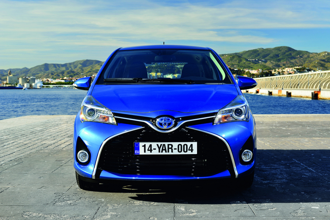 Toyota Yaris 1.3 VVT-i Active Toyota Yaris 1.3 VVT-i Active