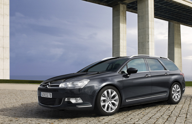 Citroën C5 Tourer 1.8 16v VTR + Citroën C5 Tourer 1.8 16v VTR +