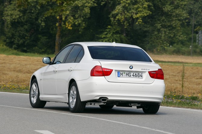 BMW 320d Navigation Auto (E90) LCI BMW 320d Navigation Auto (E90) LCI