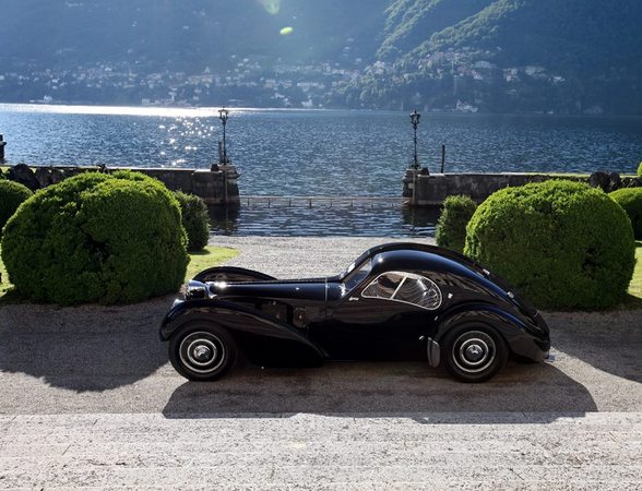 O evento é considerado um dos mais importantes no calendário de automóveis clássicos na Europa O evento é considerado um dos mais importantes no calendário de automóveis clássicos na Europa