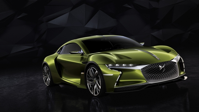 The 402hp output and 516Nm of torque come from the lithium ion batteries that were installed under the carbon fiber monocoque chassis The 402hp output and 516Nm of torque come from the lithium ion batteries that were installed under the carbon fiber monocoque chassis