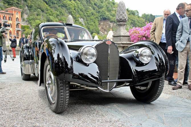 Ralph Laurens 1938 Bugatti 57SC Atlantic gewinnt in beim Villa d'Este Ralph Laurens 1938 Bugatti 57SC Atlantic gewinnt in beim Villa d'Este