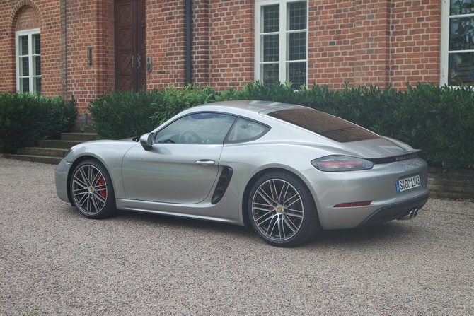 Porsche 718 Cayman S PDK Porsche 718 Cayman S PDK