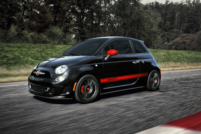 Fiat unleash Abarth 500 on the American public Fiat unleash Abarth 500 on the American public