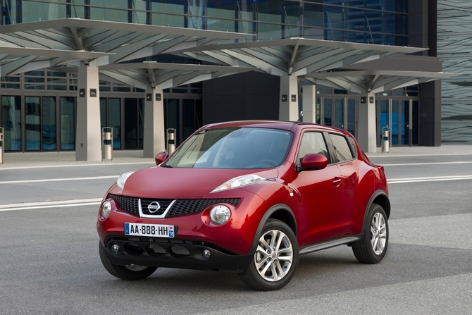 Nissan Juke 1.6 Turbo 4x2 Tekna Premium Nissan Juke 1.6 Turbo 4x2 Tekna Premium