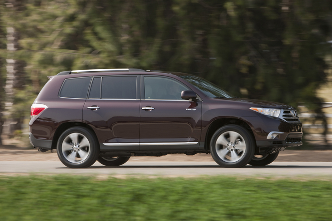 Toyota Highlander SE 4X2 Toyota Highlander SE 4X2