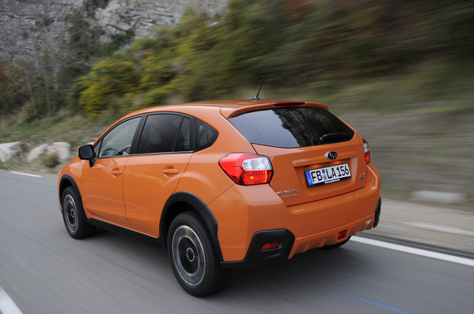 Subaru XV 2.0i Exclusive Subaru XV 2.0i Exclusive