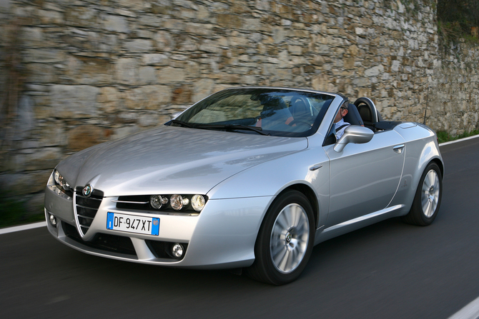 Alfa Romeo Spider 2.4 JTDm 210cv Alfa Romeo Spider 2.4 JTDm 210cv