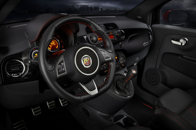 Fiat unleash Abarth 500 on the American public Fiat unleash Abarth 500 on the American public