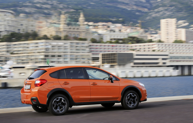 Subaru XV 2.0i Exclusive Subaru XV 2.0i Exclusive
