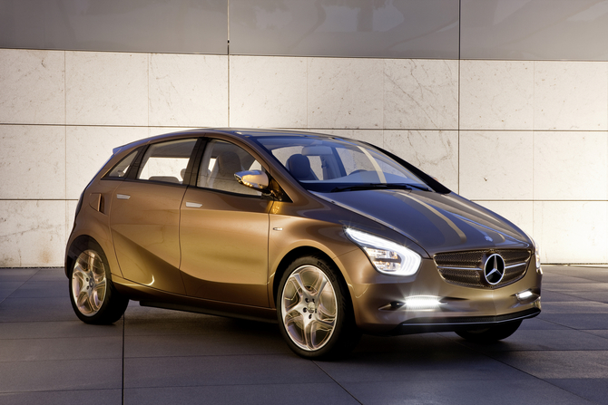 Mercedes-Benz BlueZERO E-CELL Plus Mercedes-Benz BlueZERO E-CELL Plus