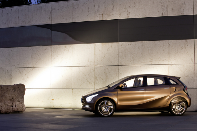 Mercedes-Benz BlueZERO E-CELL Plus Mercedes-Benz BlueZERO E-CELL Plus