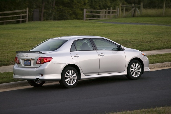 Toyota Corolla S 5-Spd MT Toyota Corolla S 5-Spd MT