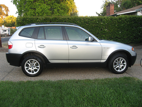 BMW X3 2.5i Automatic BMW X3 2.5i Automatic