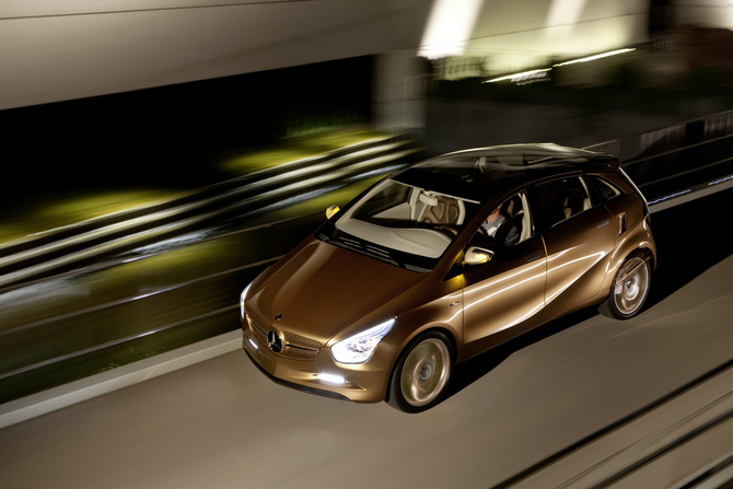 Mercedes-Benz BlueZERO E-CELL Plus Mercedes-Benz BlueZERO E-CELL Plus
