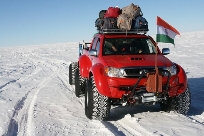 Toyota Hilux 7 Toyota Hilux 7