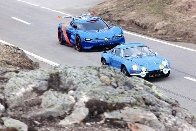 Os carros deverão ser lançados em 2016 Os carros deverão ser lançados em 2016
