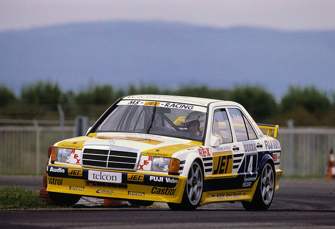 Mercedes-Benz 190 E 2.5-16 EVOLUTION Mercedes-Benz 190 E 2.5-16 EVOLUTION
