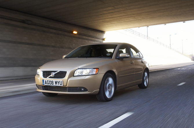 Volvo S40 2.0F Kinetic Volvo S40 2.0F Kinetic