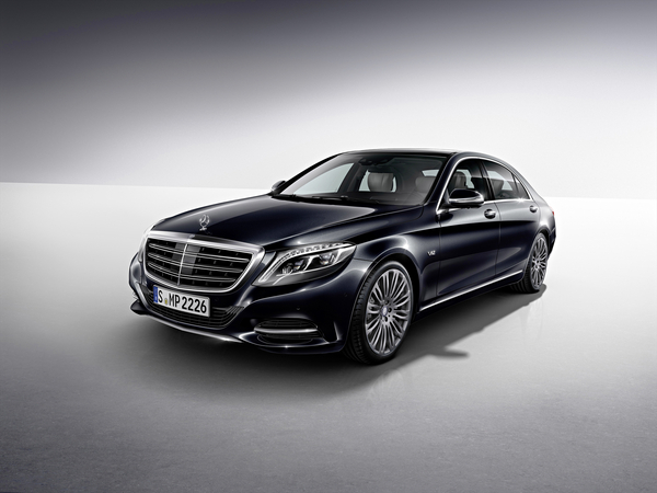O S600 pretende ser a derradeira versão de luxo do Classe-S O S600 pretende ser a derradeira versão de luxo do Classe-S