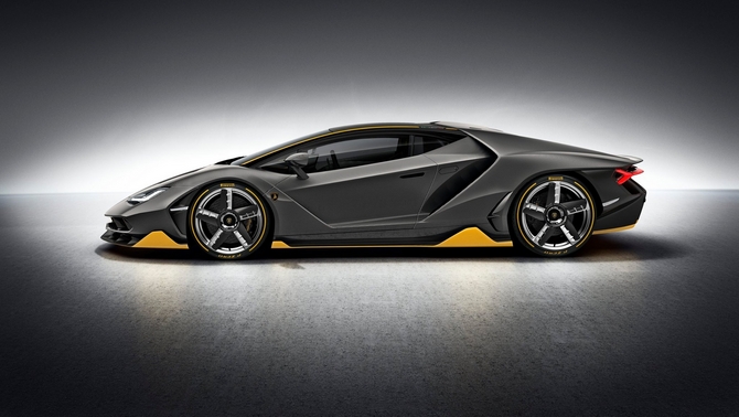 The 770hp output of the Centenario comes from the 6.5 liter V12 engine of the Aventador The 770hp output of the Centenario comes from the 6.5 liter V12 engine of the Aventador