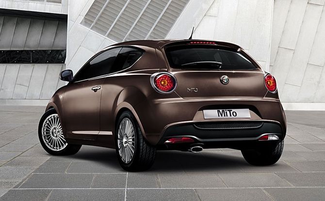 Alfa Romeo MiTo 1.4 Multiair Turbo 135cv TCT Distinctive Alfa Romeo MiTo 1.4 Multiair Turbo 135cv TCT Distinctive
