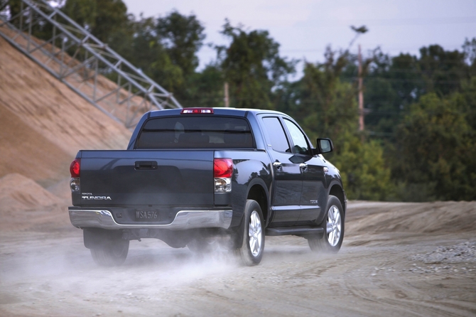 Toyota Tundra CrewMax 4X4 SR5 4.7L Toyota Tundra CrewMax 4X4 SR5 4.7L