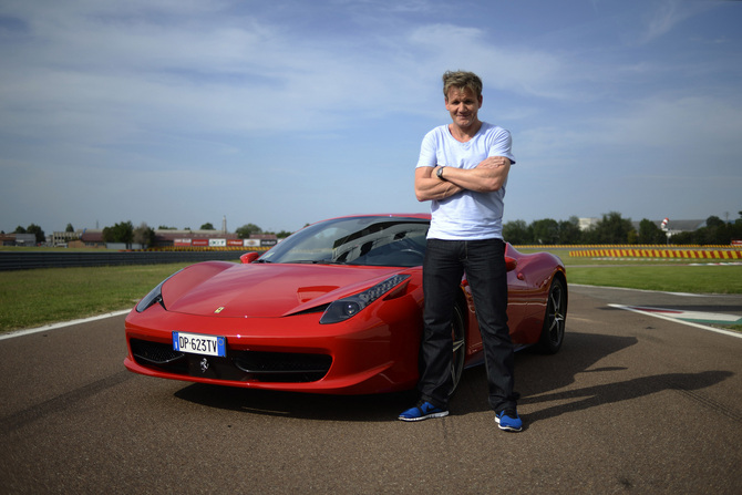 Ramsey já foi proprietário de vários Ferraris Ramsey já foi proprietário de vários Ferraris