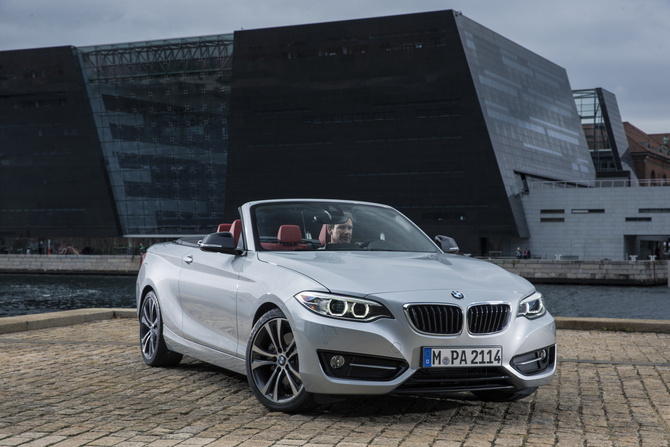 BMW 220d Convertible BMW 220d Convertible