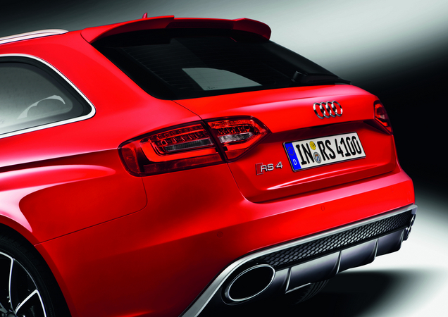 Audi RS4 Avant combina dinâmica e versatilidade Audi RS4 Avant combina dinâmica e versatilidade