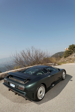 Bugatti EB110 GT Bugatti EB110 GT