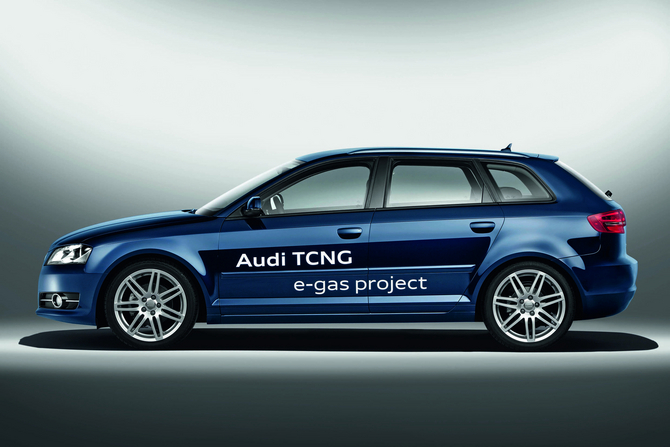 Audi já tem uma versão do A3 capaz de utilizar o e-gas ou gás natural comprimido Audi já tem uma versão do A3 capaz de utilizar o e-gas ou gás natural comprimido