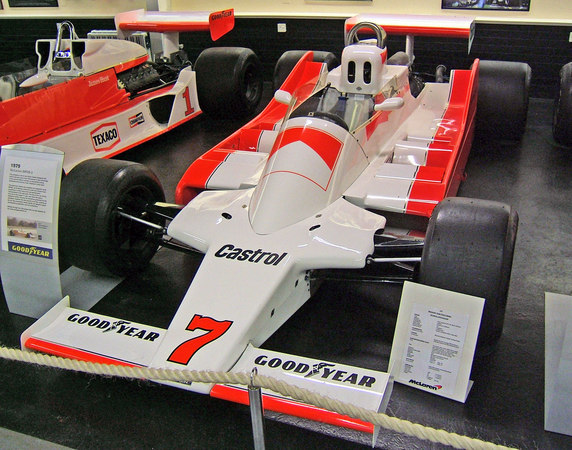 McLaren M28 Cosworth McLaren M28 Cosworth