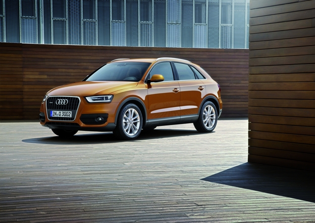 Audi Q3 2.0 TFSI 211 S line quattro Audi Q3 2.0 TFSI 211 S line quattro