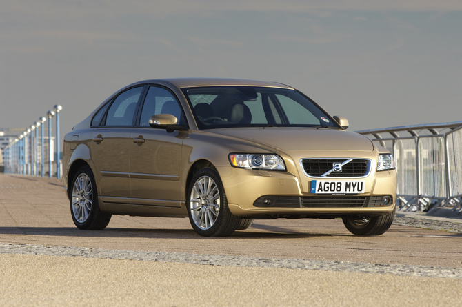 Volvo S40 D4 Business Edition Volvo S40 D4 Business Edition