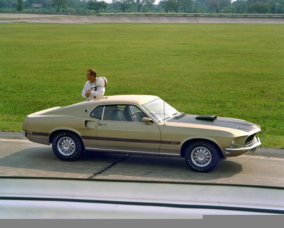 Ford Mustang Mach 1 Ford Mustang Mach 1