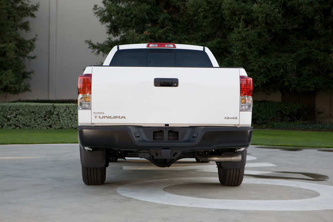 Toyota Tundra Tundra-Grade 4.0L Long Bed Toyota Tundra Tundra-Grade 4.0L Long Bed