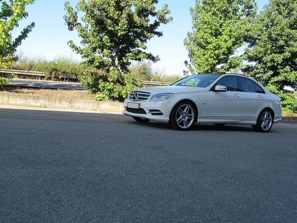 Mercedes-Benz C 250 CDI BlueEFFICIENCY Saloon Mercedes-Benz C 250 CDI BlueEFFICIENCY Saloon