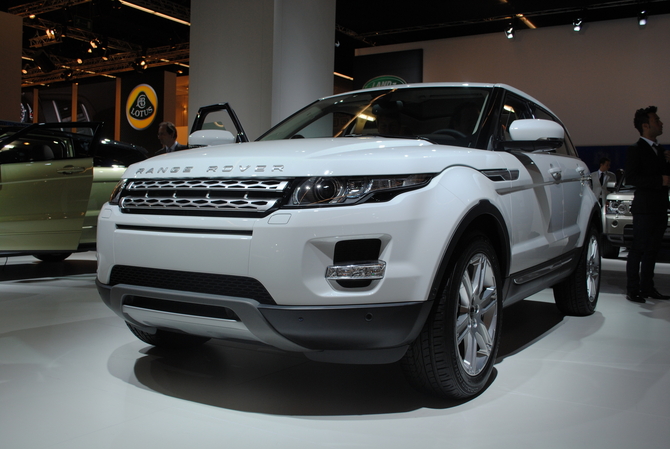 Land Rover Evoque SD4 2.2 Prestige 4WD Land Rover Evoque SD4 2.2 Prestige 4WD