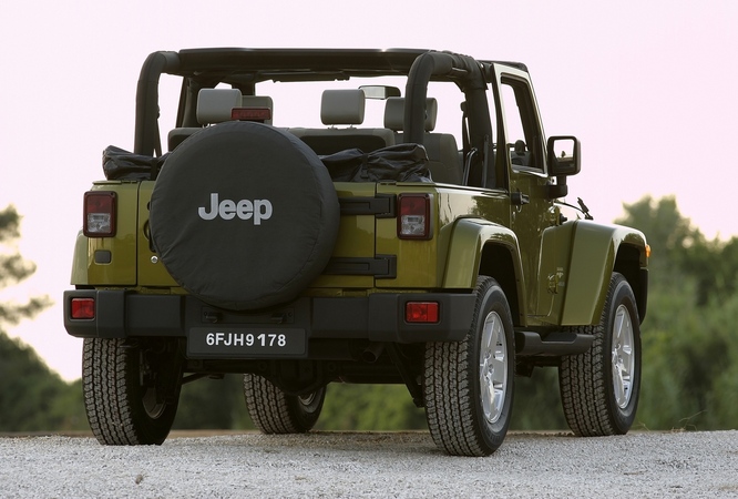 Jeep Wrangler Sahara Jeep Wrangler Sahara