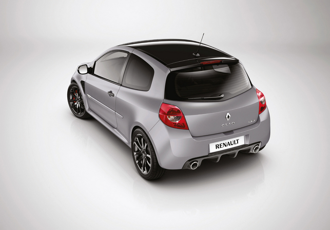 Renaultsport Clio 200 Raider Brings Formula 1 Trim to 50 Limited Cars Renaultsport Clio 200 Raider Brings Formula 1 Trim to 50 Limited Cars