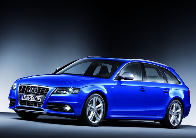 Audi S4 Avant S-Tronic Audi S4 Avant S-Tronic
