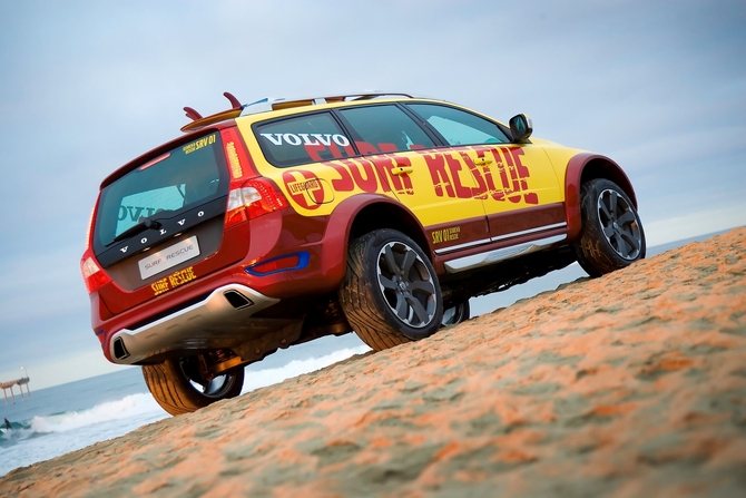 Volvo XC70 Surf Rescue Safety Volvo XC70 Surf Rescue Safety