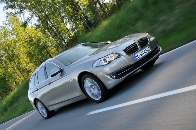 BMW 528i Touring Auto (F11) BMW 528i Touring Auto (F11)