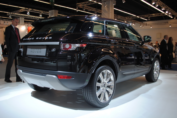 Land Rover Evoque SD4 2.2 Dynamic 4WD Automatic Land Rover Evoque SD4 2.2 Dynamic 4WD Automatic