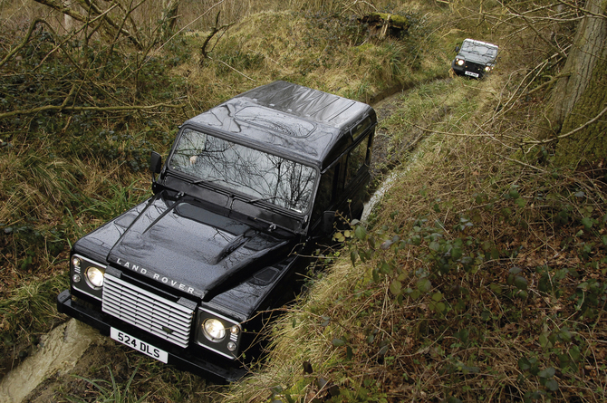 Land Rover Defender 110 2.5 TDi Hard Top Land Rover Defender 110 2.5 TDi Hard Top